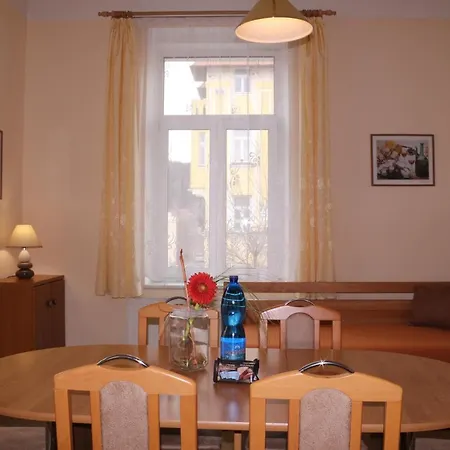 Homely Christiana Apartamento Mariánské Lázně