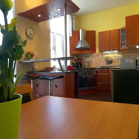 Apartment Homely Apartments Villa Christiana *